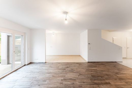 Casa de luxo - Wienersdorf, Politischer Bezirk Baden