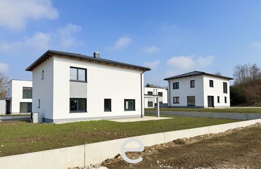 Luxury home in Laakirchen, Politischer Bezirk Gmunden