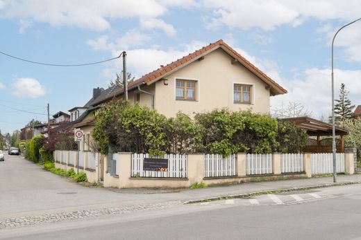 Maison de luxe à Gerasdorf bei Wien, Politischer Bezirk Korneuburg