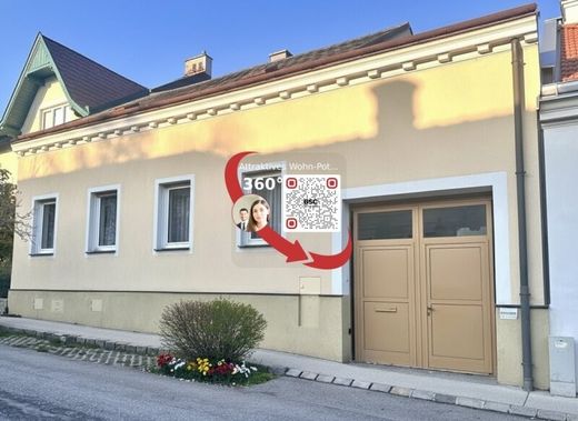 Luxury home in Gumpoldskirchen, Politischer Bezirk Mödling
