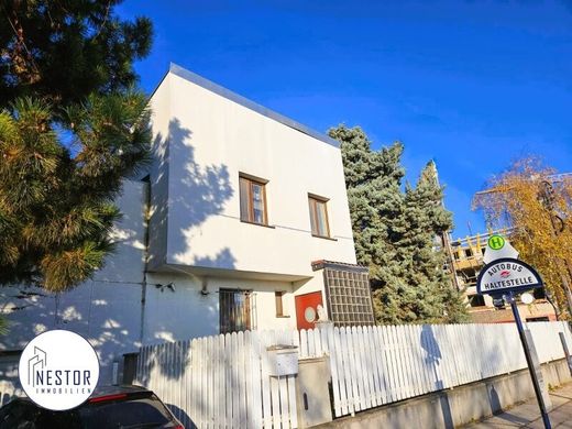 Luxury home in Gemeindebezirk Donaustadt, Wien Stadt