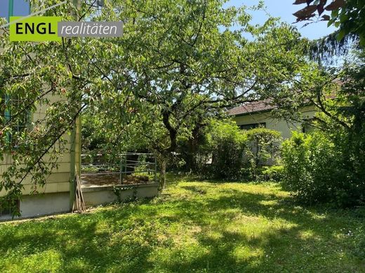 Land in Vienna, Wien Stadt