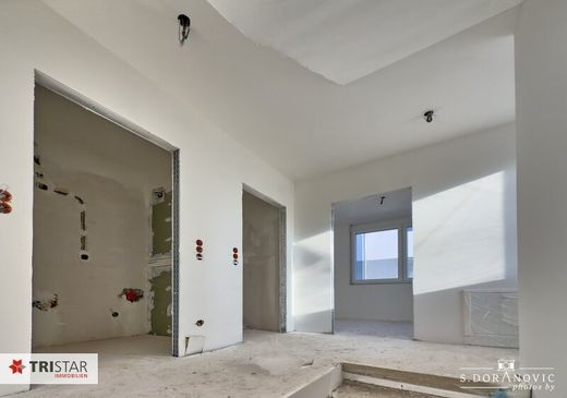 Luxus-Haus in Fischamend Dorf, Politischer Bezirk Bruck an der Leitha