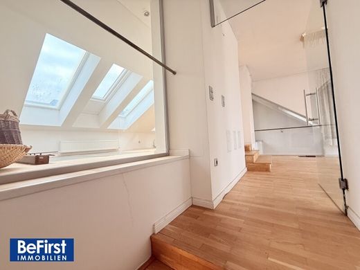 ‏בתי יוקרה ב  אוקלנד, Wien Stadt