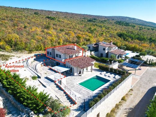 Apartament w Stanišovi, Raša