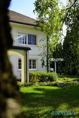 Lüks ev Oberrohrbach, Politischer Bezirk Korneuburg