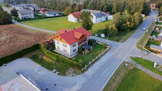 Luxe woning in Mauerkirchen, Politischer Bezirk Braunau am Inn