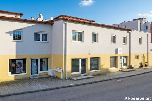 Офис, Pressbaum, Politischer Bezirk Sankt Pölten