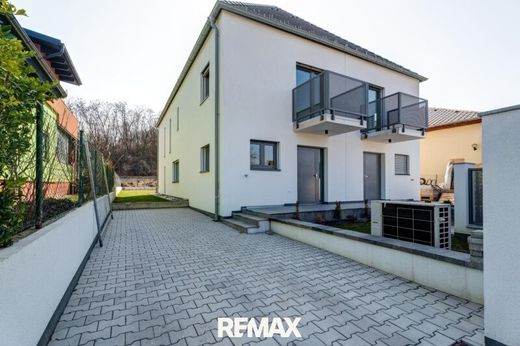 Casa di lusso a Sierndorf, Politischer Bezirk Korneuburg