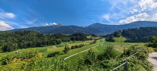 Land in Axams, Politischer Bezirk Innsbruck Land