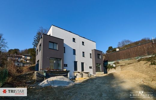 Maison de luxe à Klosterneuburg, Politischer Bezirk Tulln