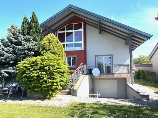 Элитный дом, Schönkirchen-Reyersdorf, Politischer Bezirk Gänserndorf