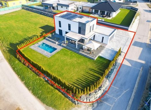 Luxury home in Völkermarkt, Politischer Bezirk Völkermarkt