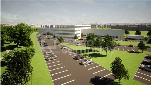 Grundstück in Hlohovec, Trnava