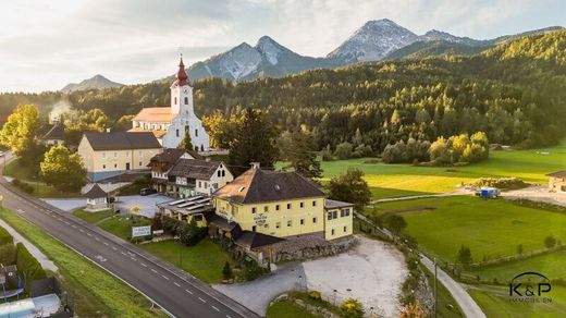 Hotel w Finkenstein am Faaker See, Politischer Bezirk Villach Land