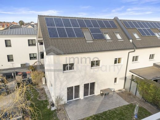 Luxury home in Himberg, Politischer Bezirk Bruck an der Leitha