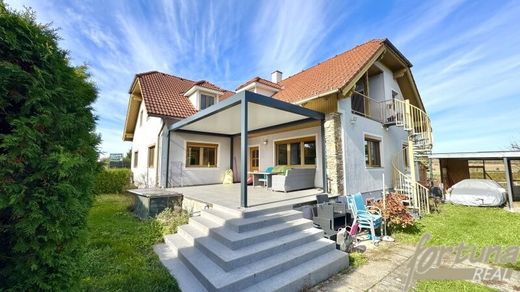 Kirchstetten, Politischer Bezirk Sankt Pöltenの高級住宅