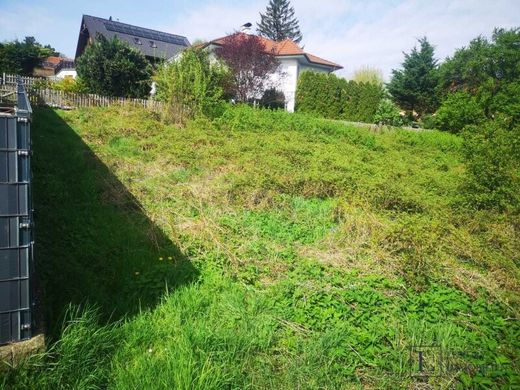 地皮  Klosterneuburg, Politischer Bezirk Tulln