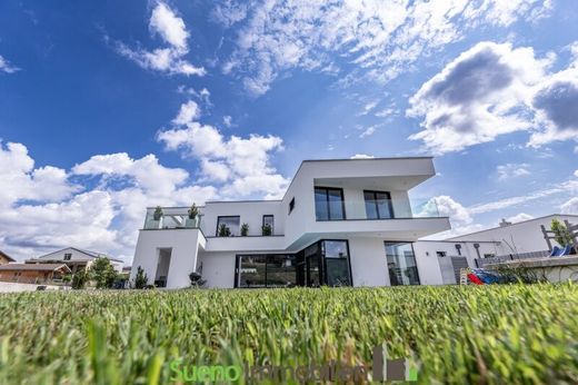 Villa a Wimsbach, Wels-Land