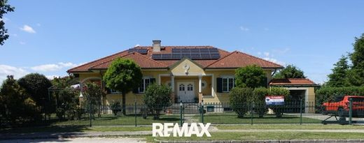 Luxury home in Unterloisdorf, Politischer Bezirk Oberpullendorf