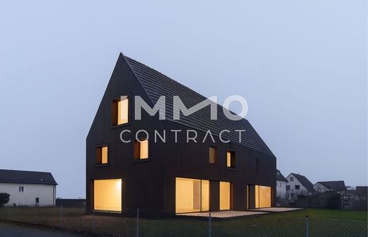 Luxury home in Gumpoldskirchen, Politischer Bezirk Mödling