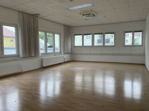 Büro zu mieten in Baden