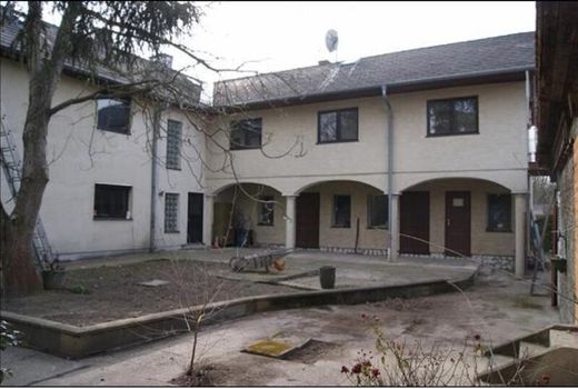 Casa di lusso a Strasshof an der Nordbahn, Politischer Bezirk Gänserndorf