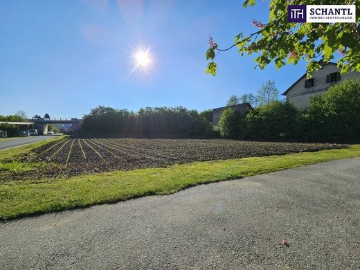 Land in Stainz, Politischer Bezirk Deutschlandsberg