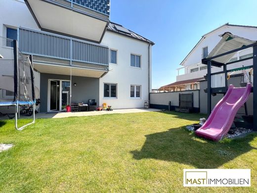 Apartment in Strasshof an der Nordbahn, Politischer Bezirk Gänserndorf