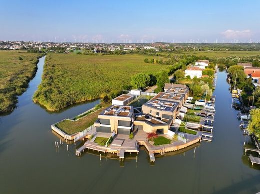 Neusiedl am See, Politischer Bezirk Neusiedl am Seeの高級住宅