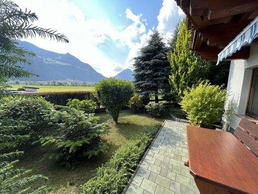 Casa de luxo - Hart im Zillertal, Politischer Bezirk Schwaz