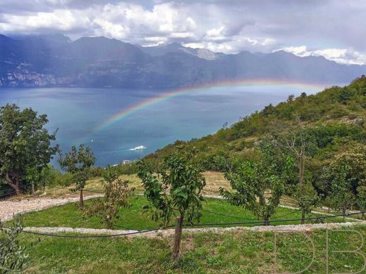 Terreno en Castelletto di Brenzone, Provincia di Verona