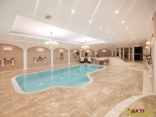 Lüks ev Feldkirchen in Kärnten, Politischer Bezirk Feldkirchen