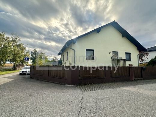 Lüks ev Oberwaltersdorf, Politischer Bezirk Baden