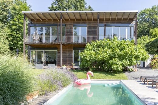 Luxury home in Pressbaum, Politischer Bezirk Sankt Pölten