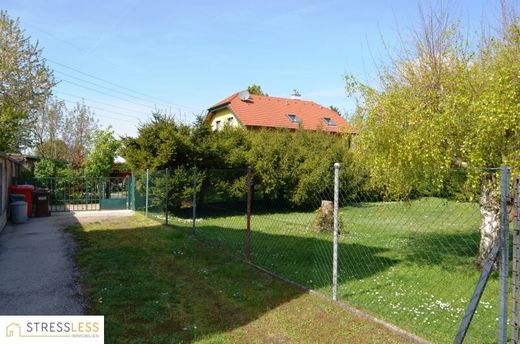 Casa di lusso a Bisamberg, Politischer Bezirk Korneuburg