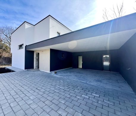 Luxe woning in Weikendorf, Politischer Bezirk Gänserndorf