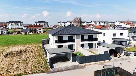 Luxury home in Mattighofen, Politischer Bezirk Braunau am Inn
