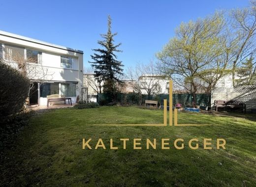 Luxury home in Klosterneuburg, Politischer Bezirk Tulln