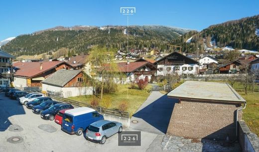 أرض ﻓﻲ Mieders, Politischer Bezirk Innsbruck Land