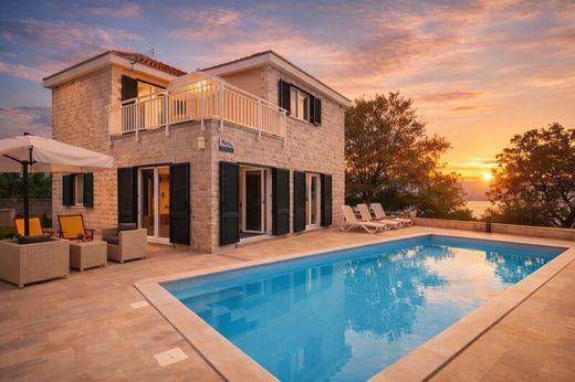 Villa en Škrip, Grad Supetar