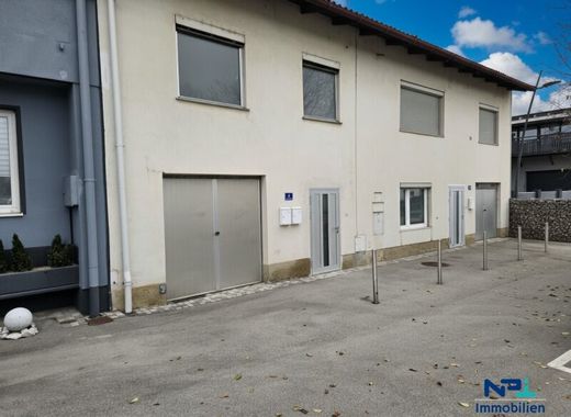 Casa de luxo - Kottingbrunn, Politischer Bezirk Baden