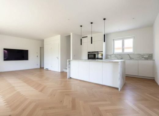 Casa de luxo - Deutsch-Wagram, Politischer Bezirk Gänserndorf