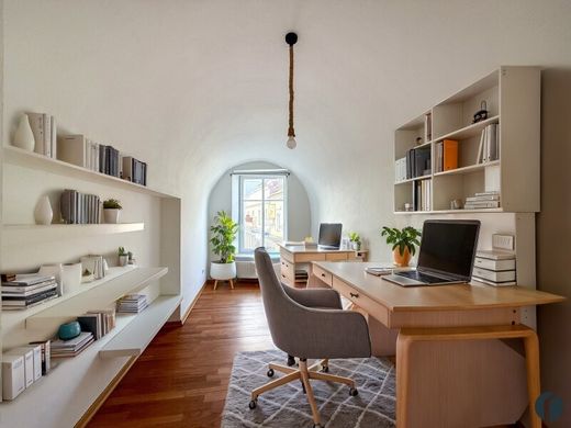 Apartament w Tulln, Politischer Bezirk Tulln