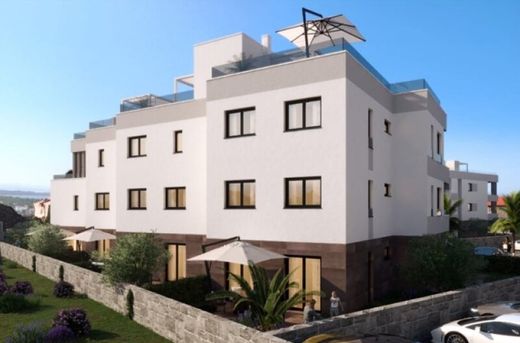 Piso / Apartamento en Zaton, Nin