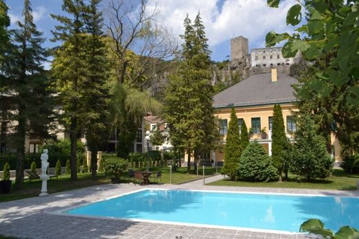 Luxus-Haus in Baden, Politischer Bezirk Baden