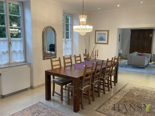 Villa in Tribuswinkel, Politischer Bezirk Baden