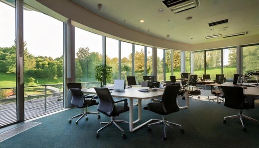 Büro zu mieten in Mannsdorf an der Donau