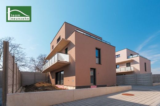 Lüks ev Deutsch-Wagram, Politischer Bezirk Gänserndorf