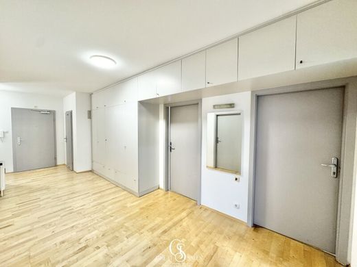 Apartment / Etagenwohnung in Graz, Graz Stadt